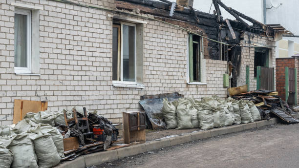 24/7 Emergency Fire Damage Removal experts in Valrico, FL